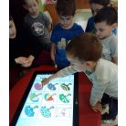 eFun Table Óvodai interaktív játékasztal 32"
