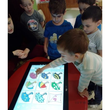 eFun Table Óvodai interaktív játékasztal 32"