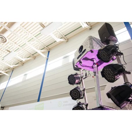 LÜ Egy projektoros interaktív tornatermi rendszer (6200 Lumen)